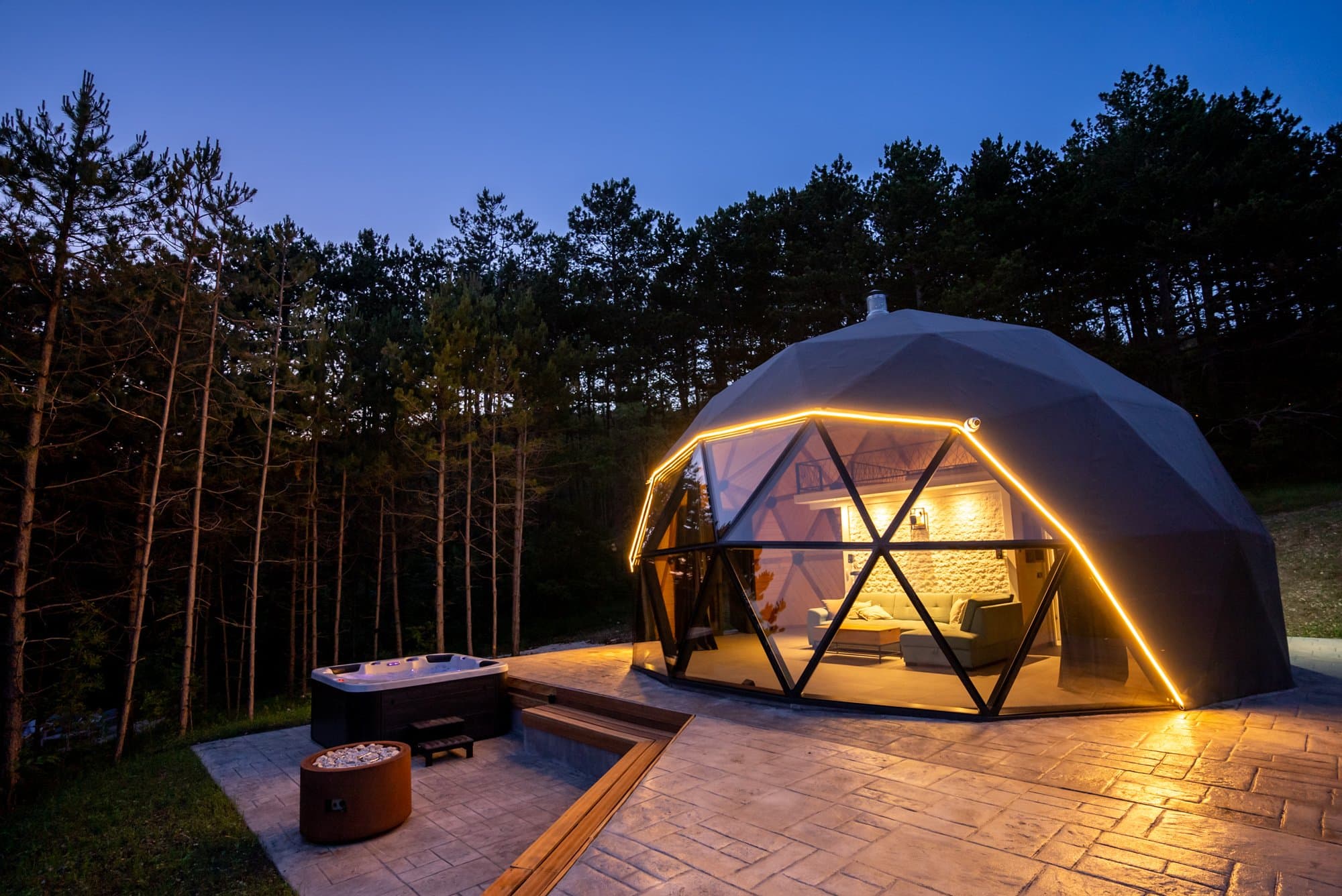 Glamping Dome “Balkanika”